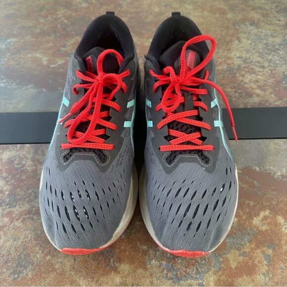 Asics Novablast 2 Shoes Men Sz 13 Gray Running Athletic Training Gym Sneakers - Picture 2 of 9
